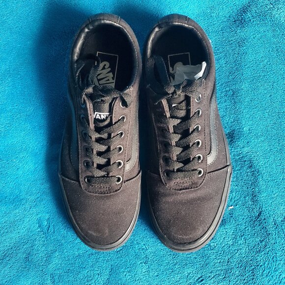 Women's Black Vans Sneakers Size 8.5 - Picture 2 of 5